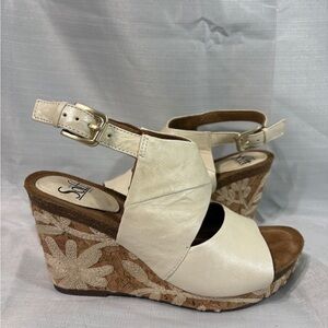 Sofft Ivory Leather Floral Cork Wedge Sandals